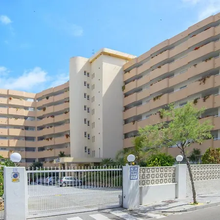 Castillo Beach Apartment Fuengirola
